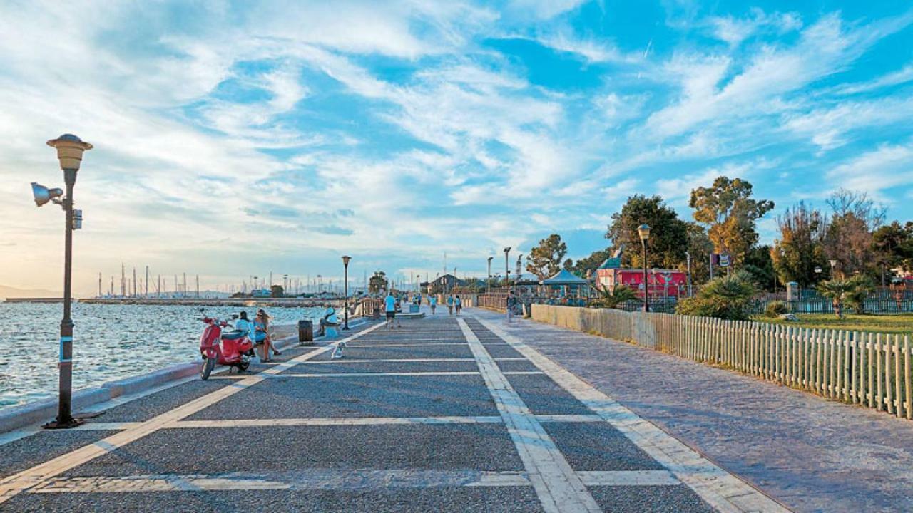 Athenian Riviera Beach Apartment Экстерьер фото